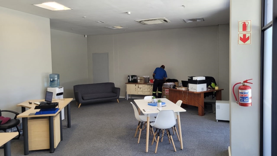 To Let commercial Property for Rent in Airport Industria Western Cape